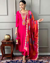 *Don't wear what fashion designers tell you to wear. Wear what they wear